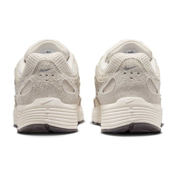 Nike P-6000 SE Beige