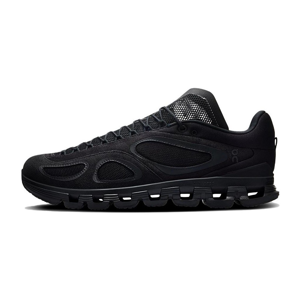 On Cloud X4 Black