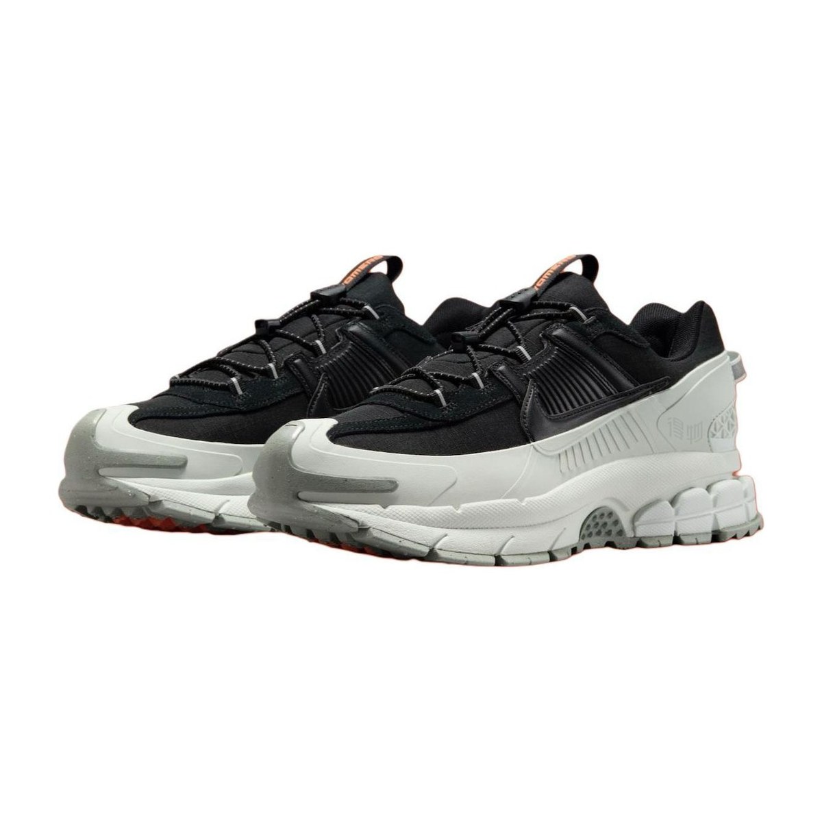 Nike Zoom Vomero 5 Roam "Black Light Silver"