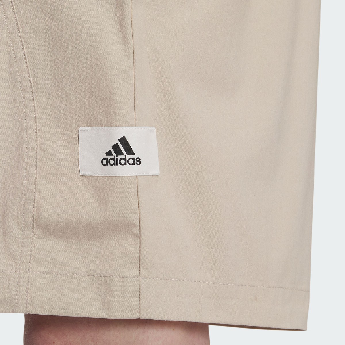adidas Sportswear Lounge 1/2 Shorts Beige
