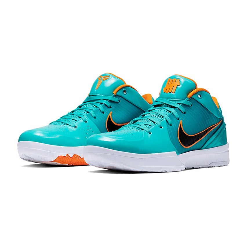 UNDEFEATED x Nike Zoom Kobe 4 Protro Spurs
