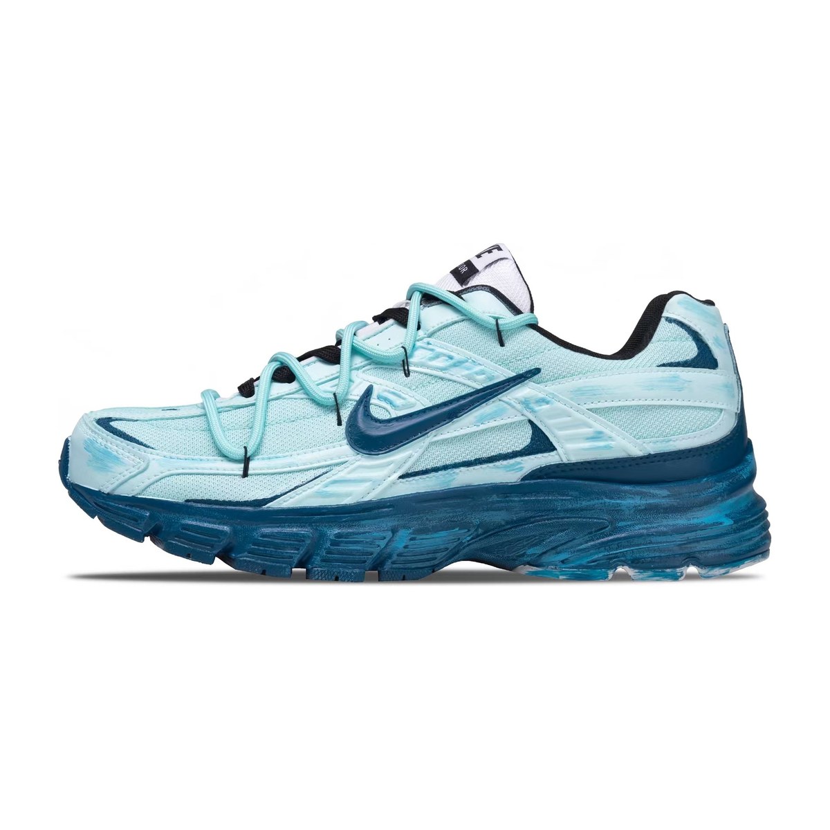 Nike Initiator