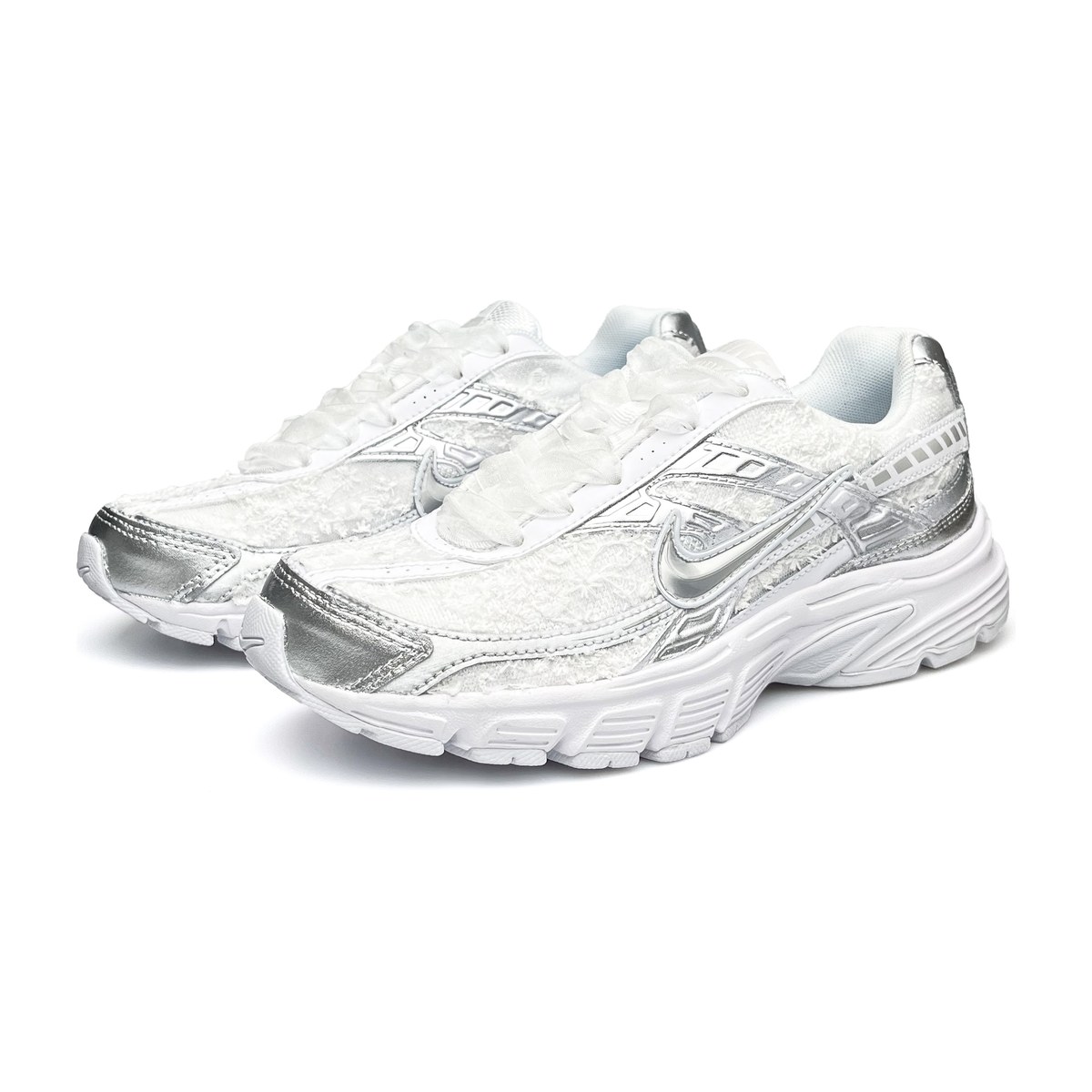 Nike Initiator