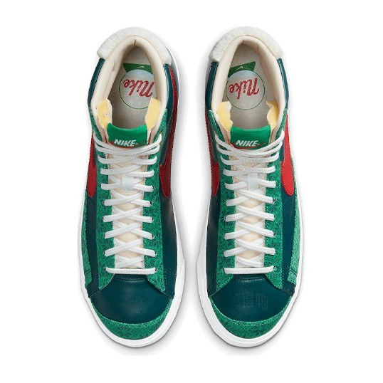 Nike Blazer 77 Christmas