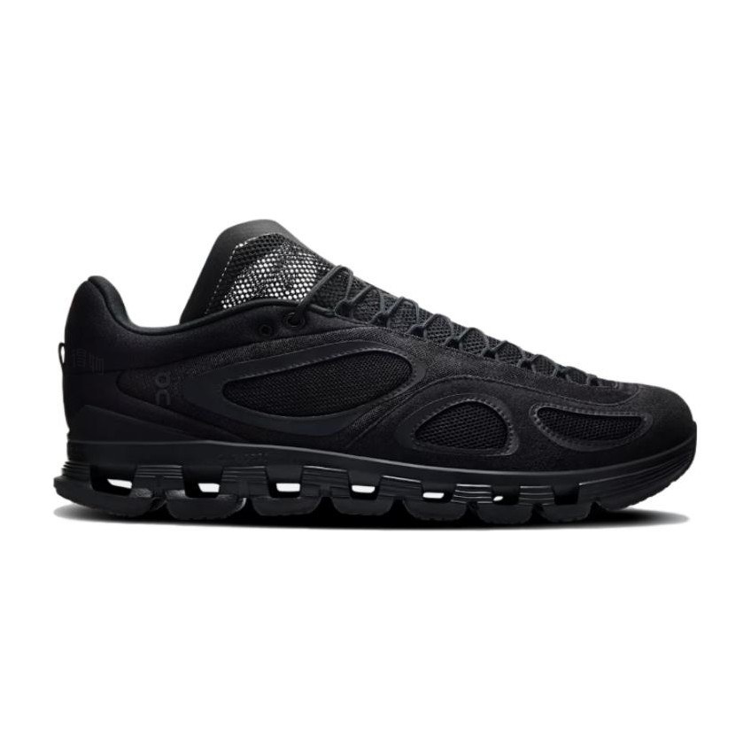 On Cloud X4 Black