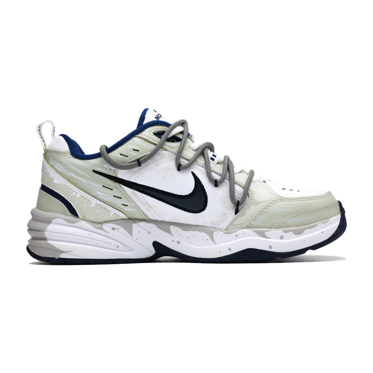 Nike Air Monarch 4