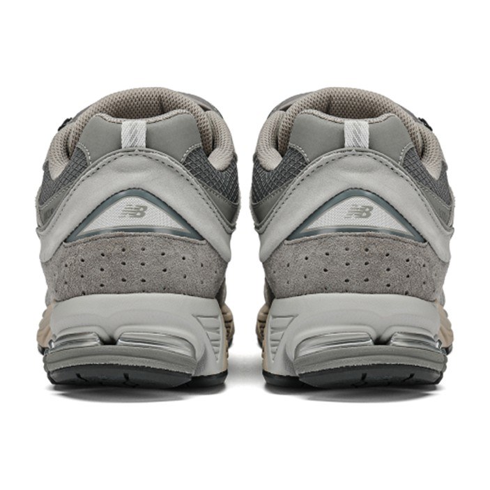 New Balance 2002R Pouch Grey