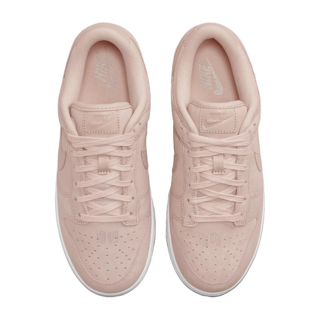 Nike Dunk Low "Pink Oxford"