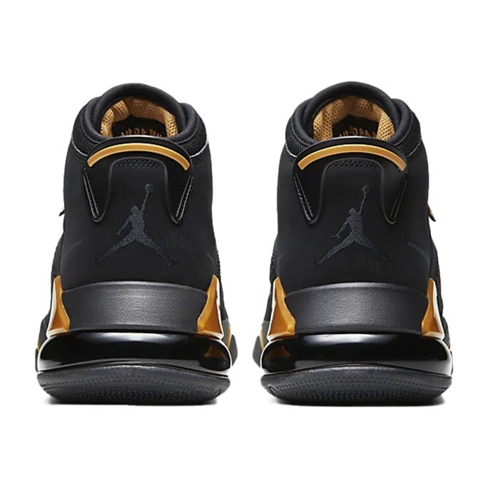 Jordan Mars 270 Black Gold