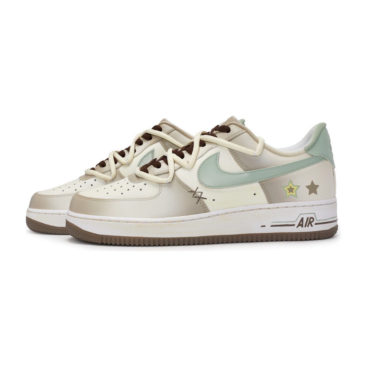 Nike Air Force 1 Low "Mocha"
