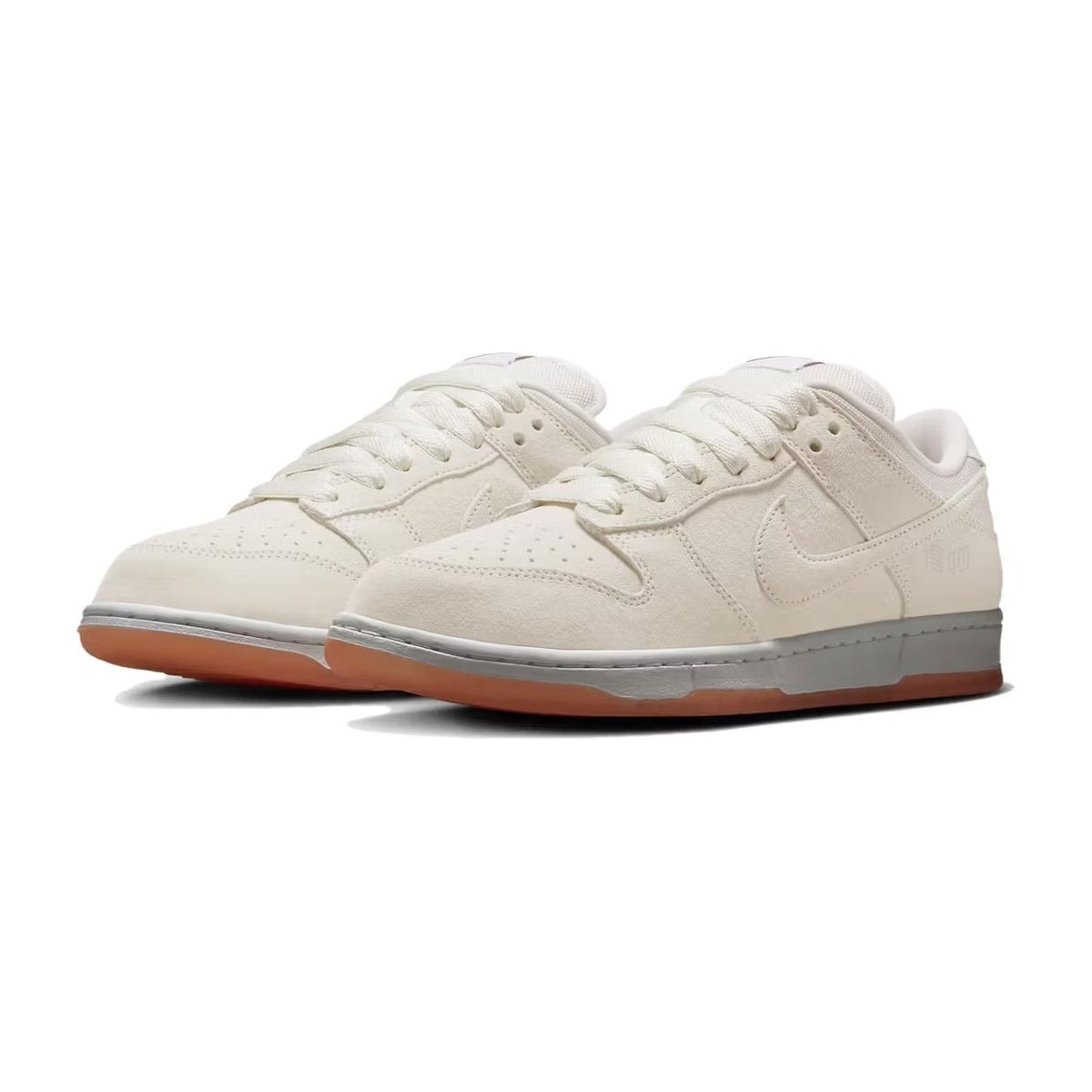 Nike SB Dunk Low Pro B Premium "Pale Ivory"