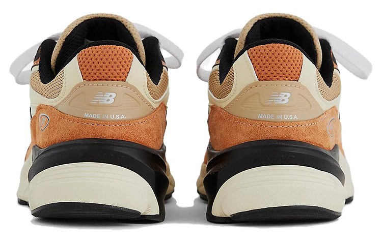 New Balance 990 V6