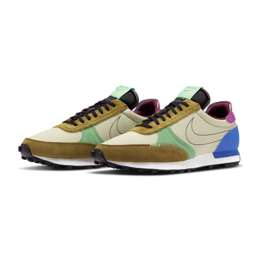 Nike Daybreak Type