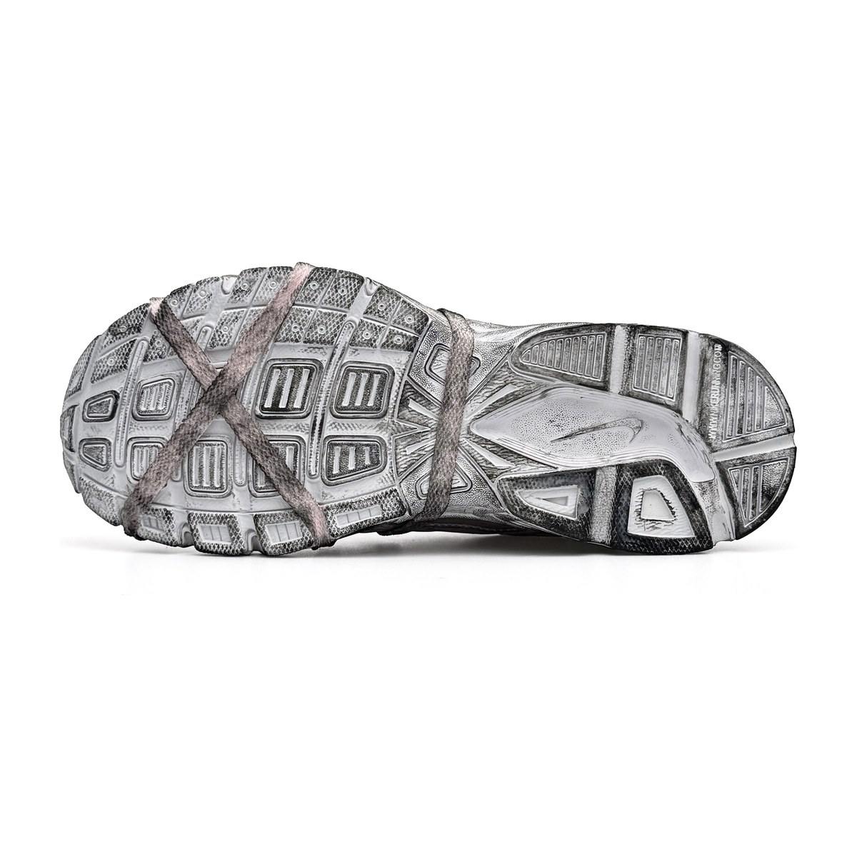 Nike Initiator