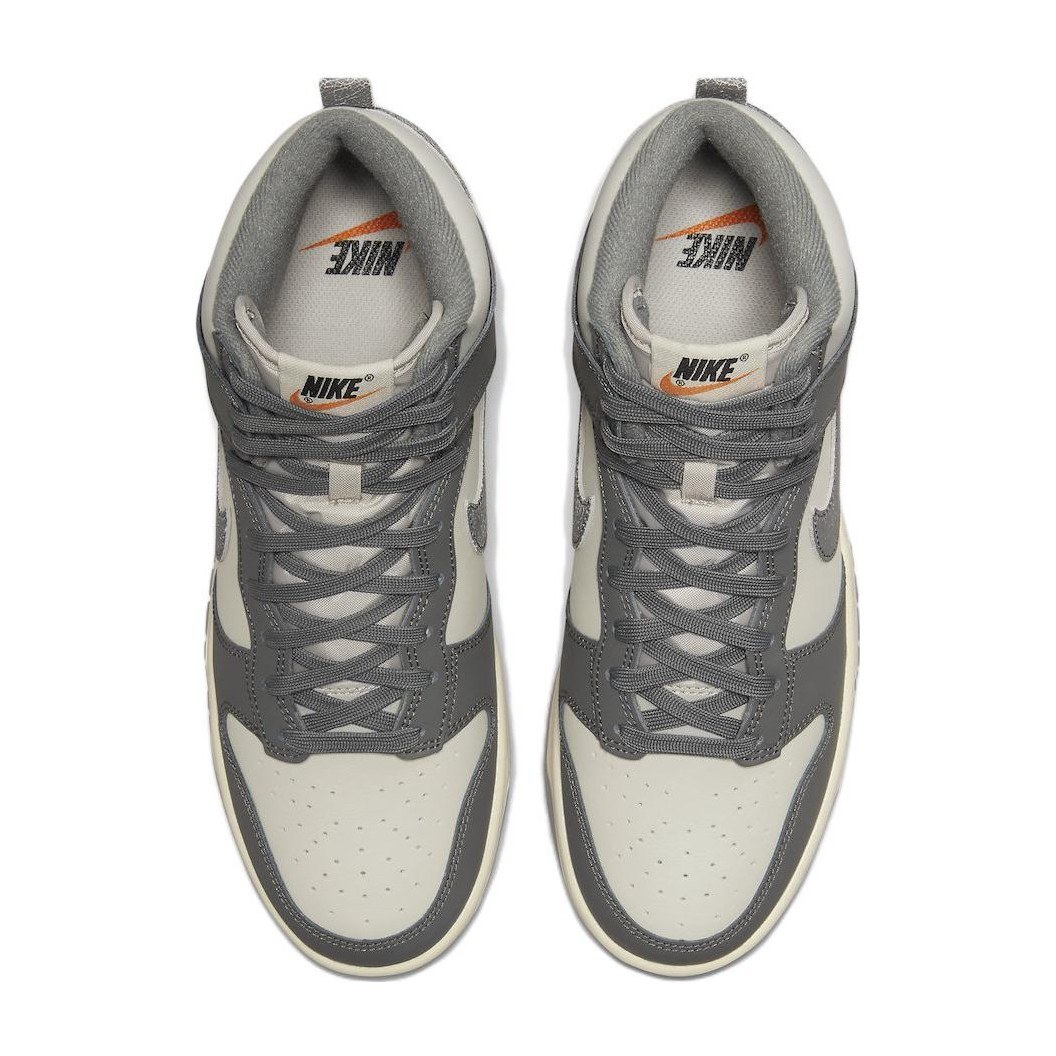 Nike Dunk Retro SE VNTG