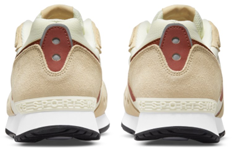 Nike Venture Runner Beige