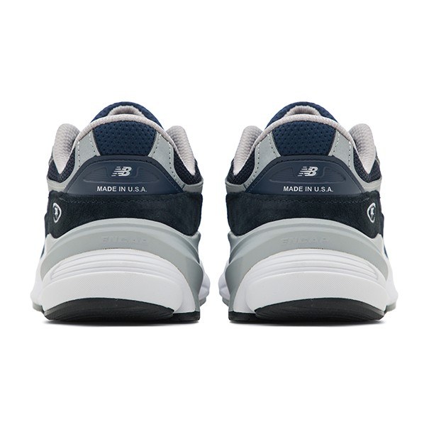 New Balance 990v6