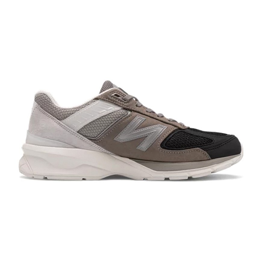 New Balance 990 V5