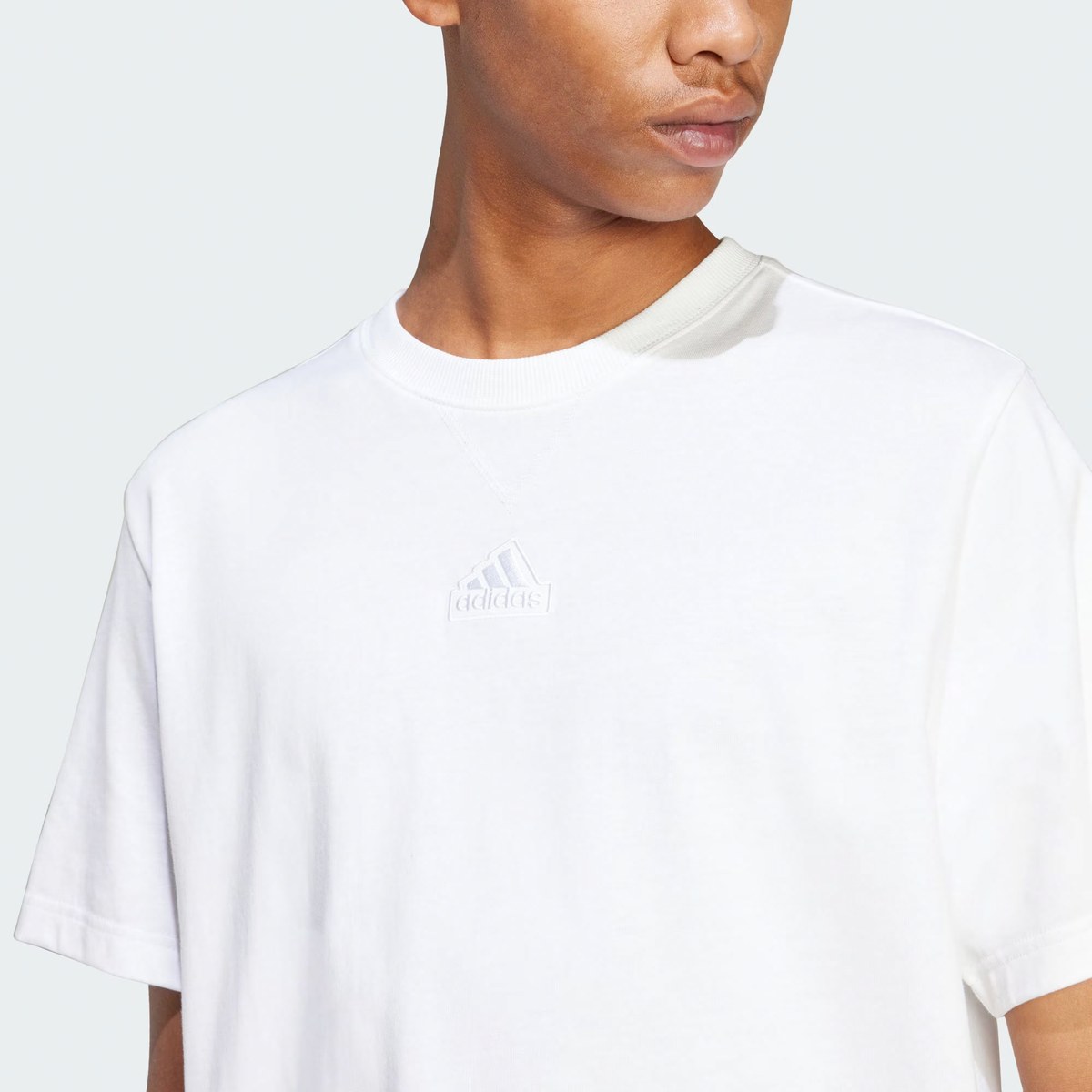 adidas Logo SS24T