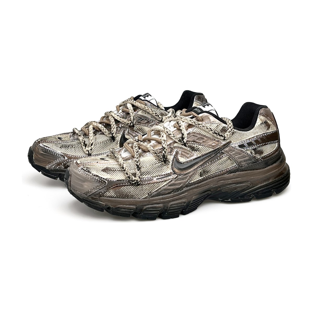 Nike Initiator