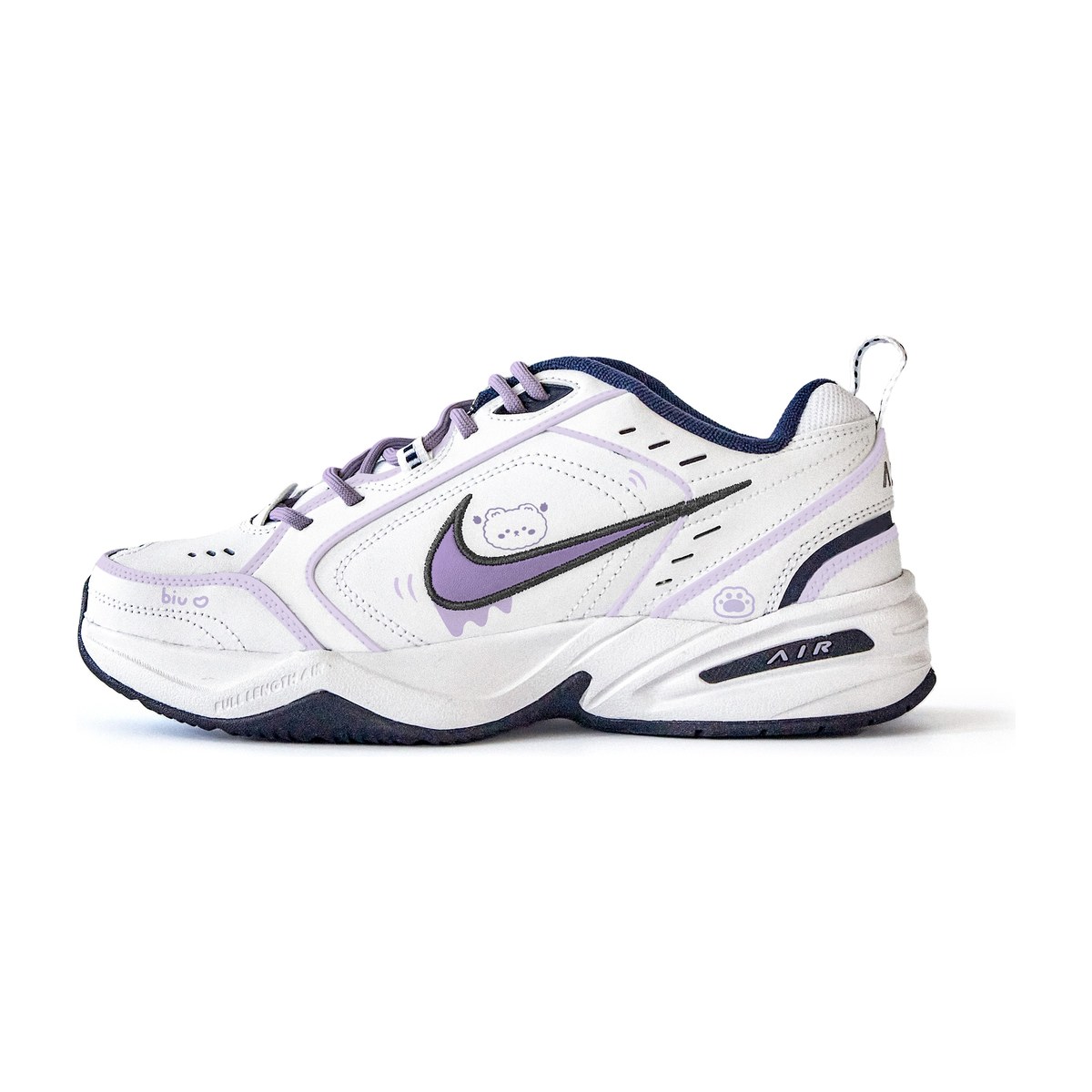 Nike Air Monarch 4