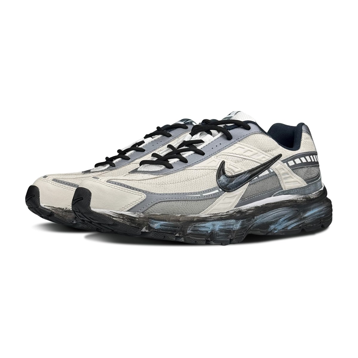 Nike Initiator