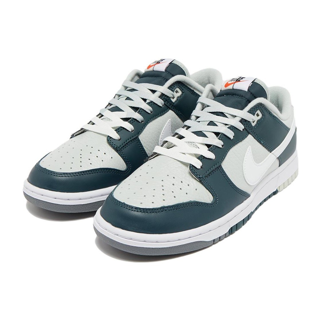 Nike Dunk Low "Remix"