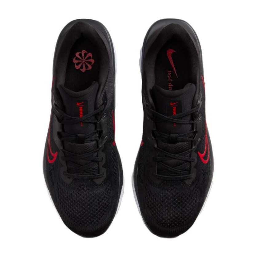 Nike Quest 6