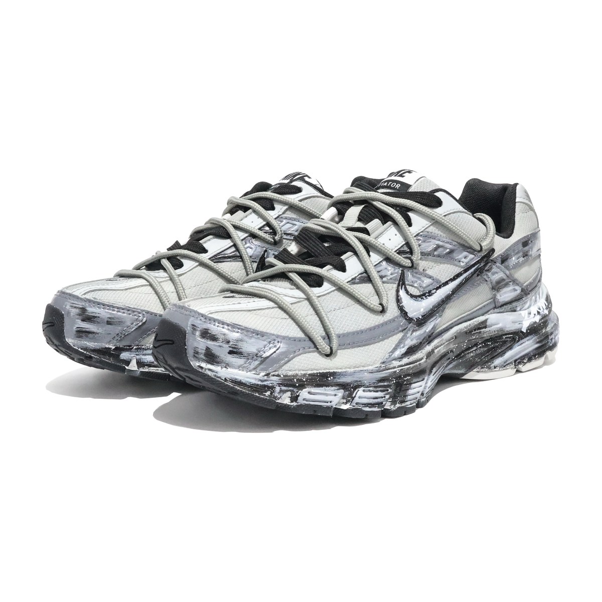 Nike Initiator
