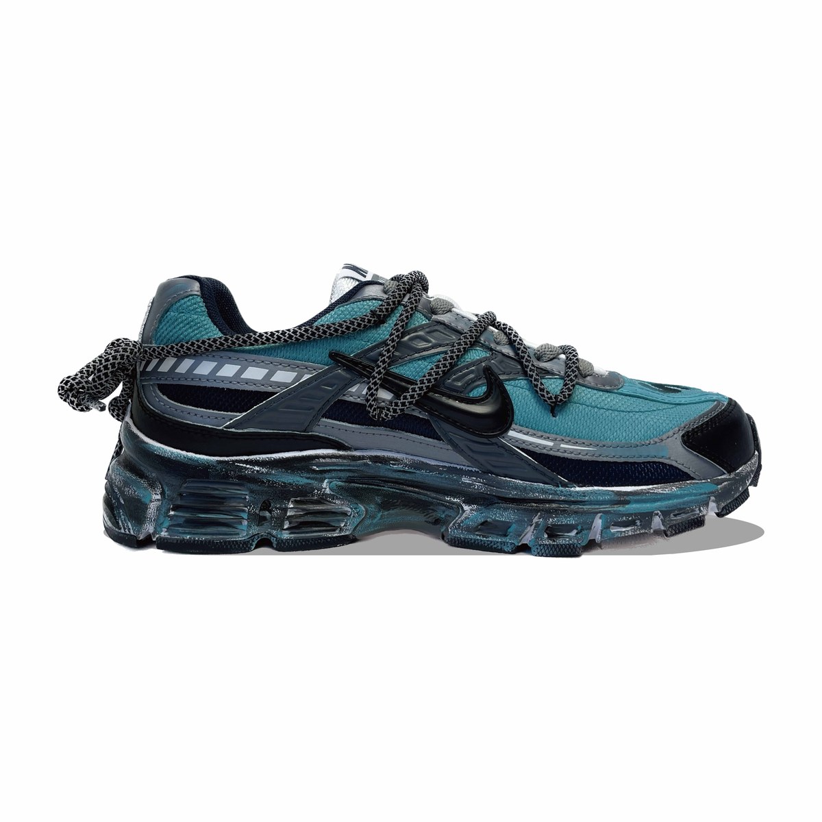 Nike Initiator
