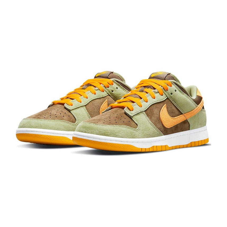 Nike Dunk Low "Dusty Olive"