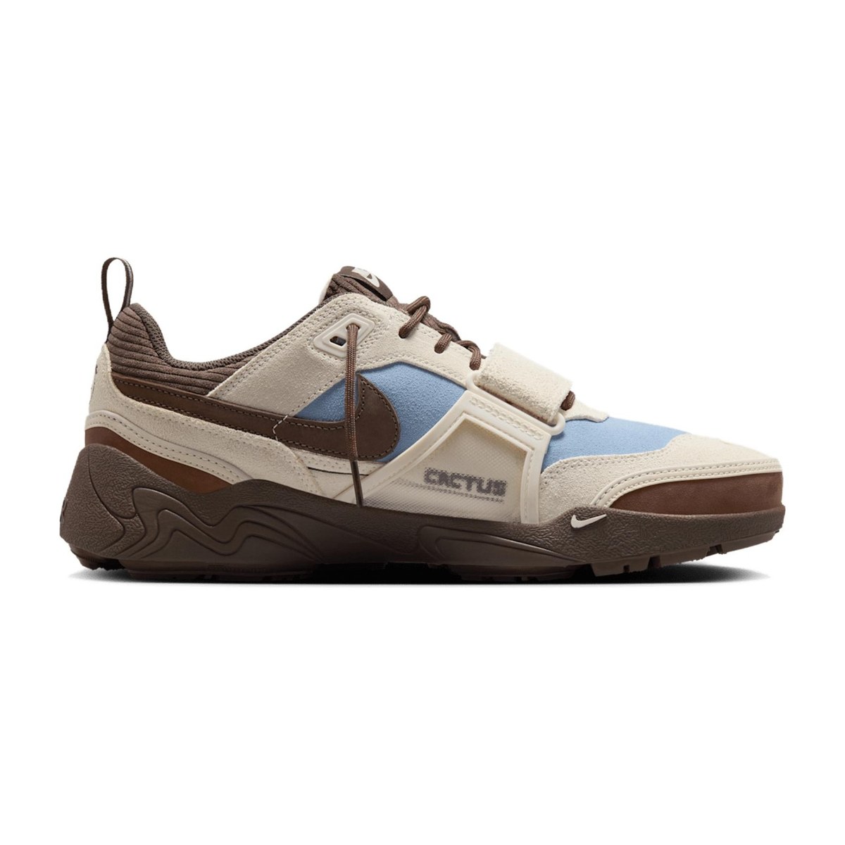 Travis Scott x Nike Zoom Field Jaxx "Leche Blue"