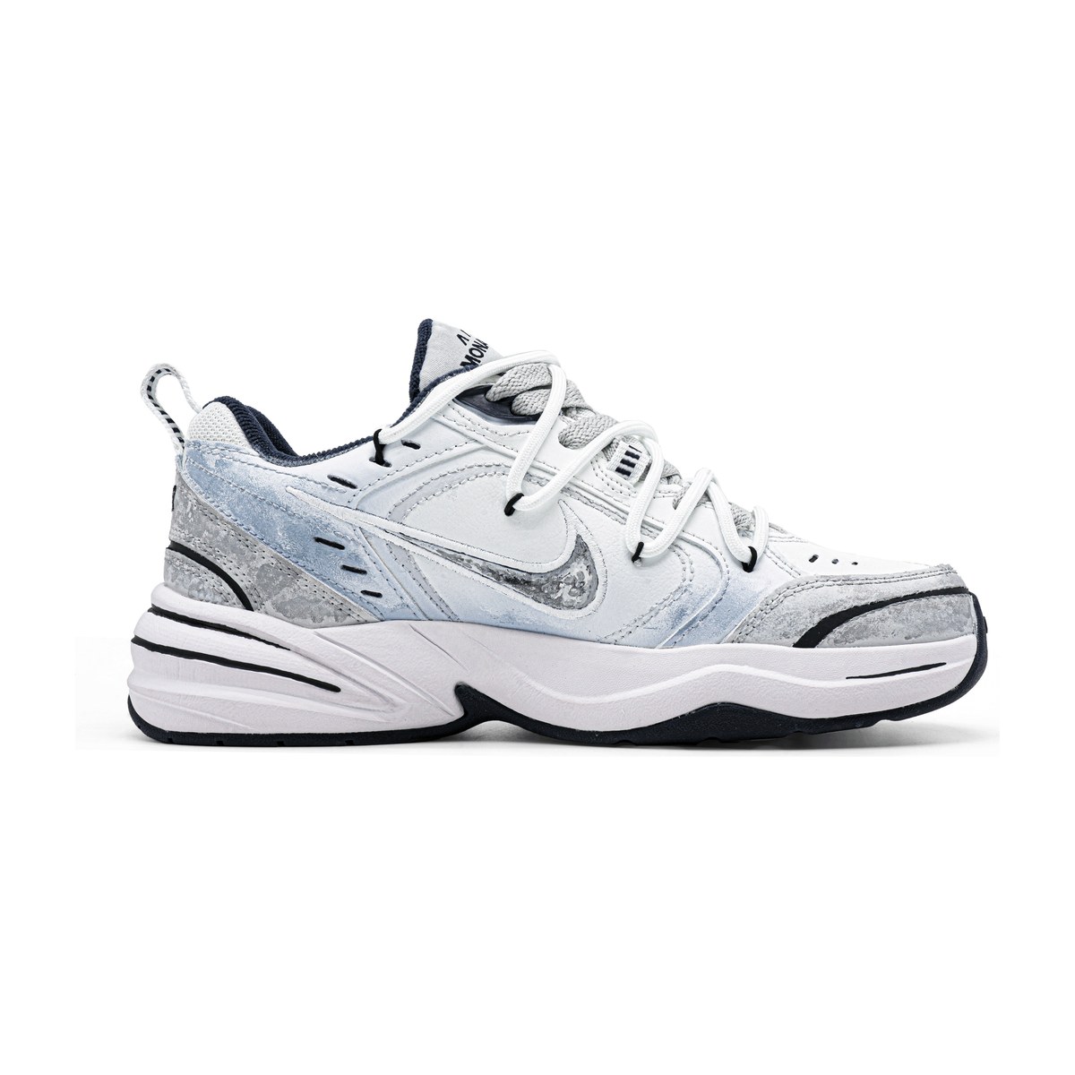 Nike Air Monarch 4