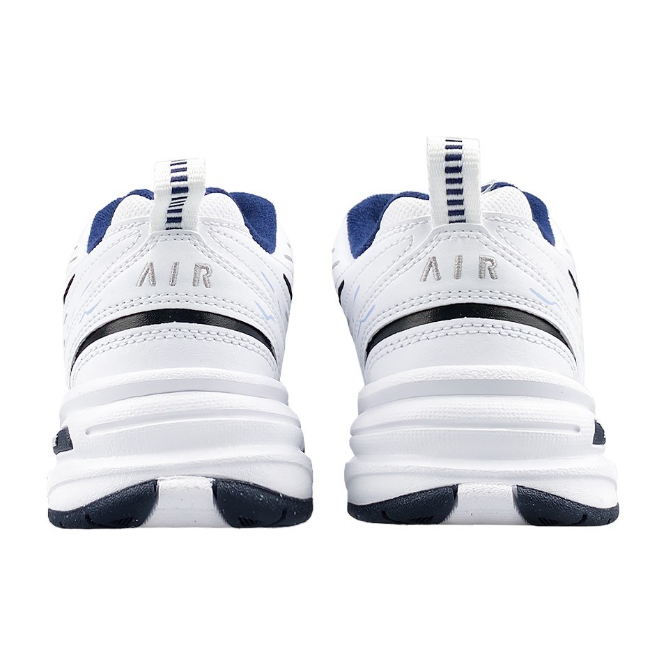 Nike Air Monarch 4
