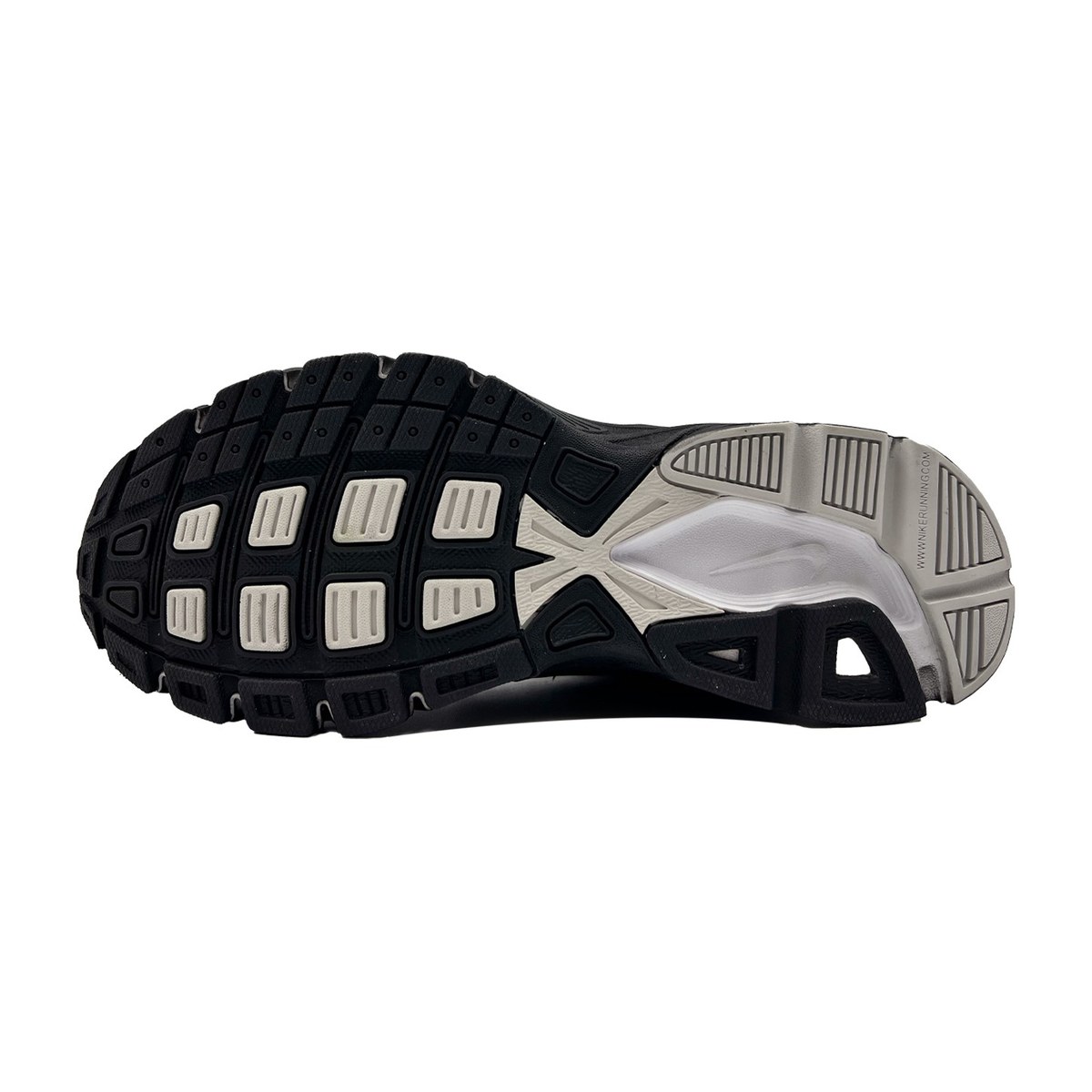 Nike Initiator