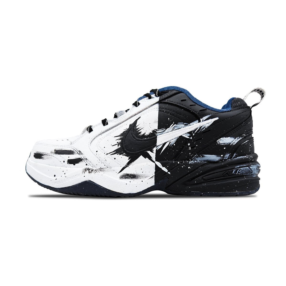 Nike Air Monarch 4