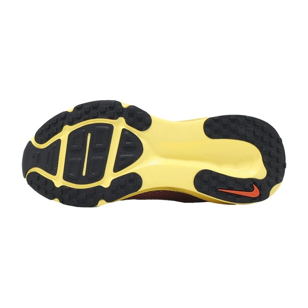 Nike Vomero 18 SE Yellow