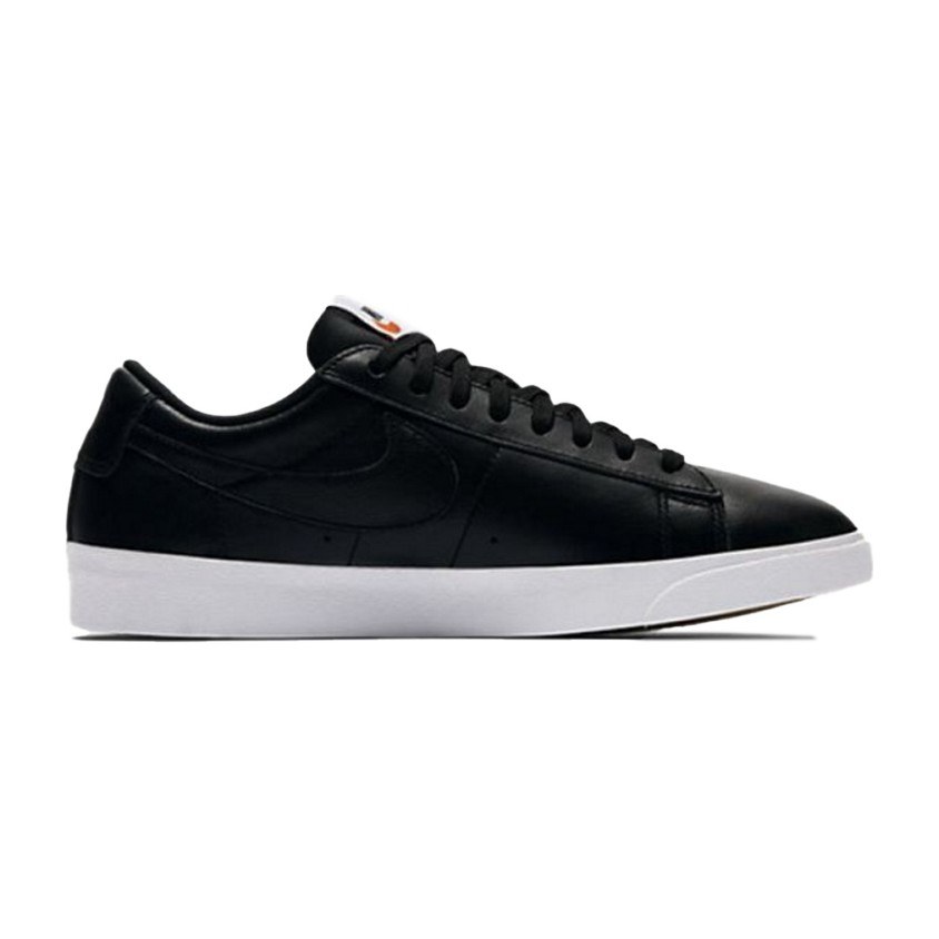 Nike Blazer Low LE Black White