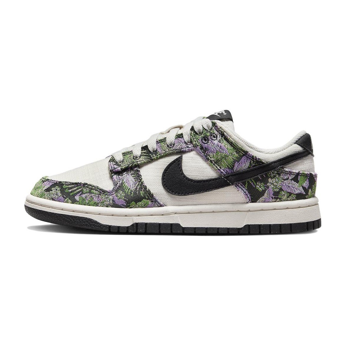 Nike Dunk Next Nature "Floral Tapestry"