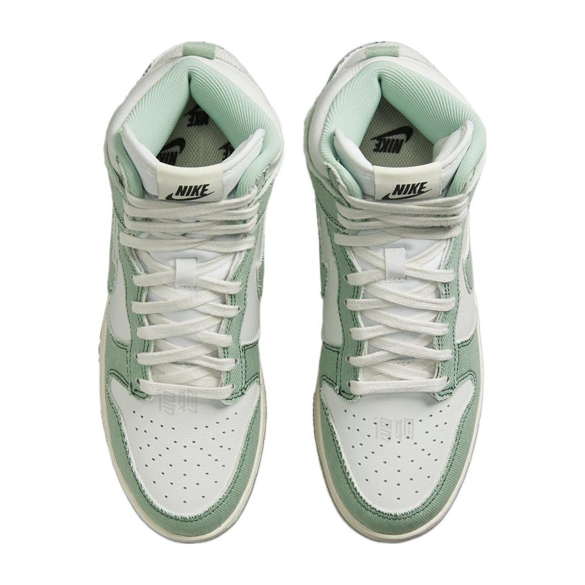Nike Dunk "Green Denim"