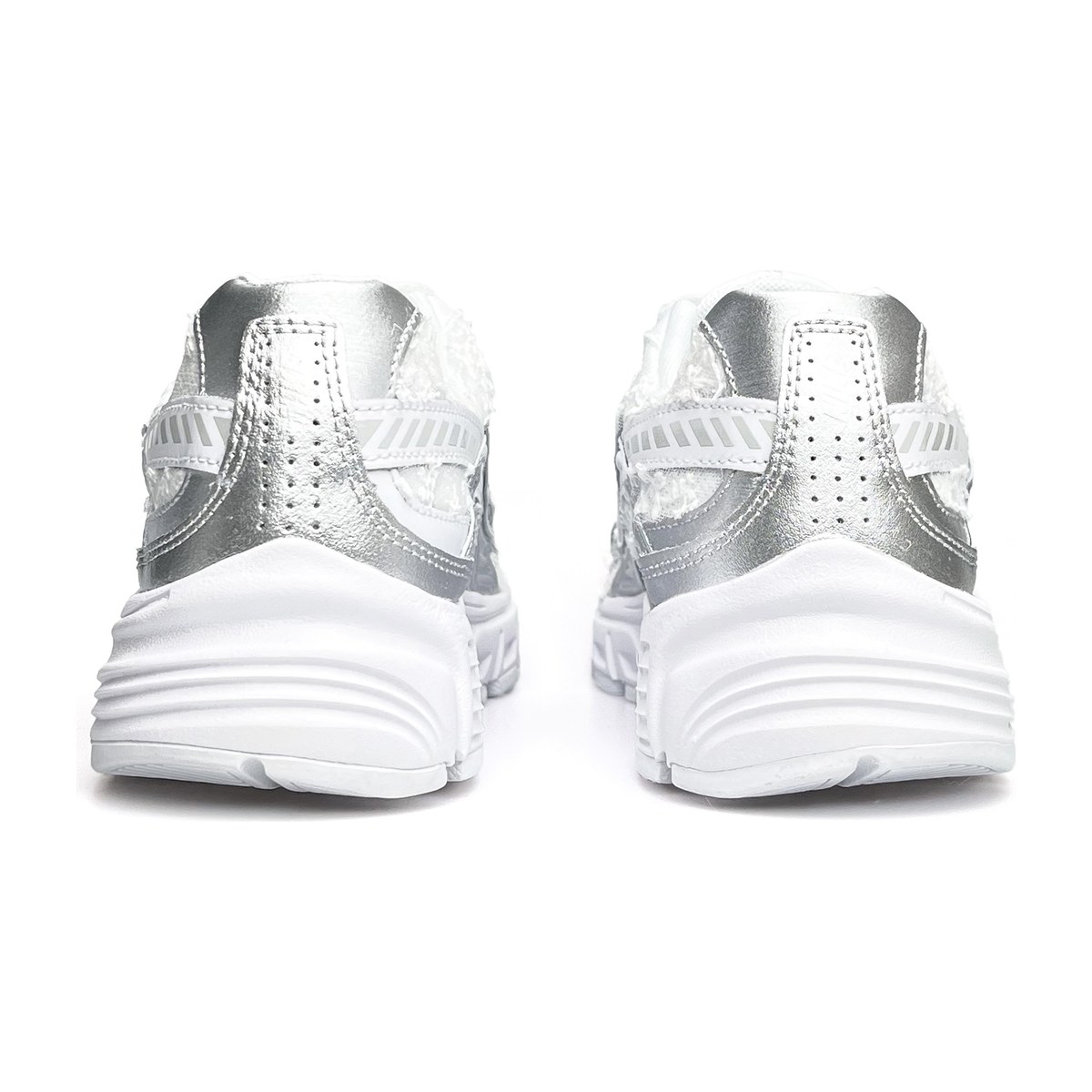Nike Initiator