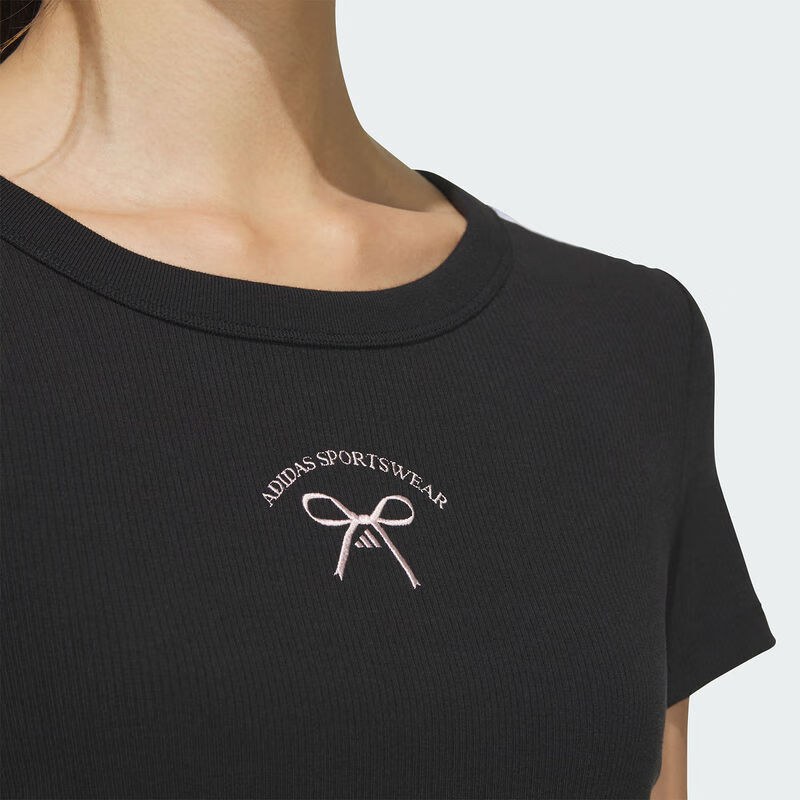 adidas SPORTSWEAR T