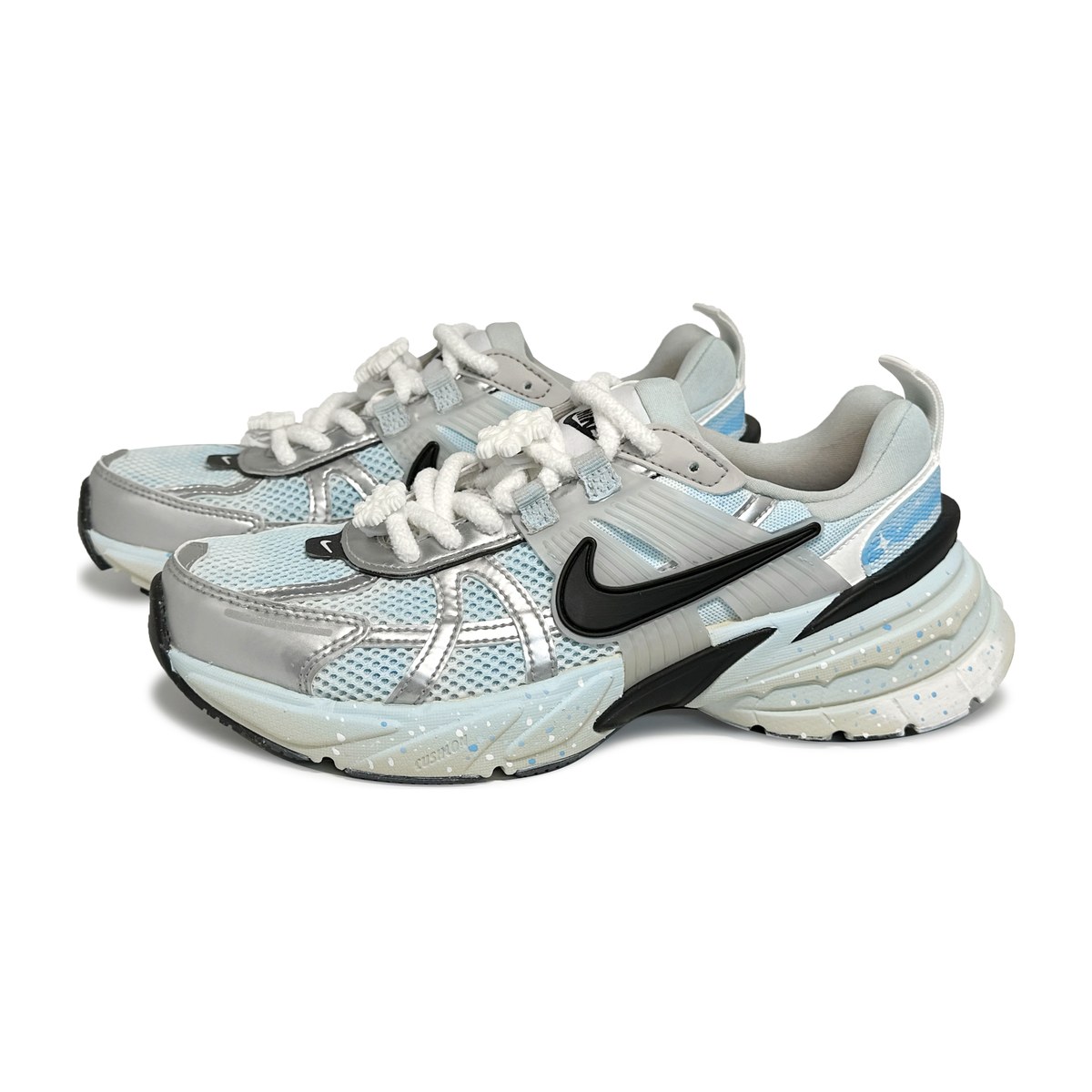 Nike V2K Run Runtekk Silver Pink Blue