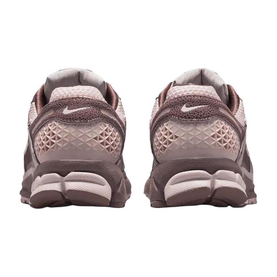 Nike Zoom Vomero 5