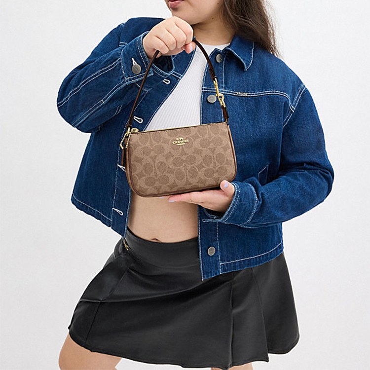 COACH Nolita 19