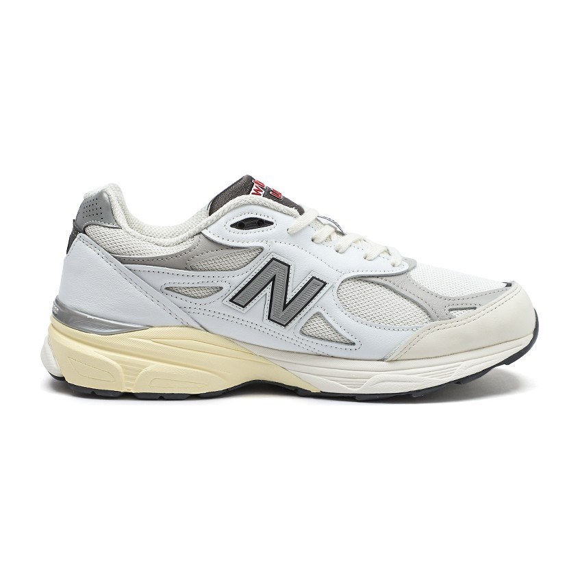 New Balance 990 V3