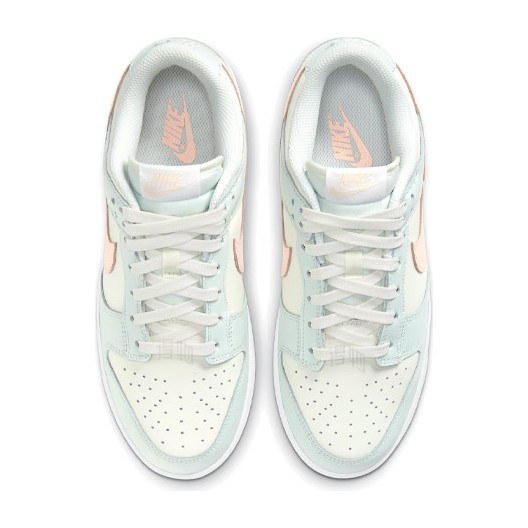Nike Dunk Low Barely Green