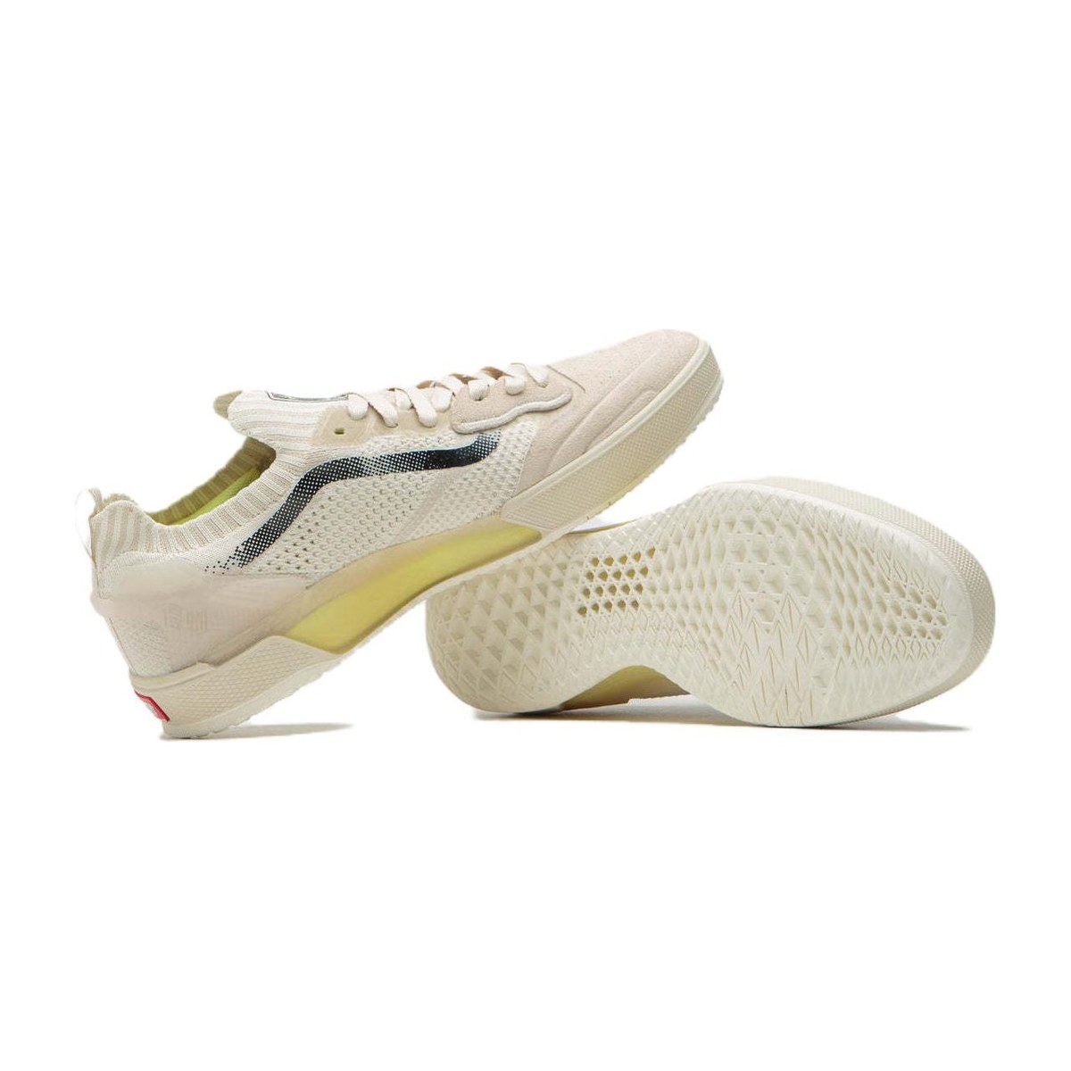 Vans AVE 2.0
