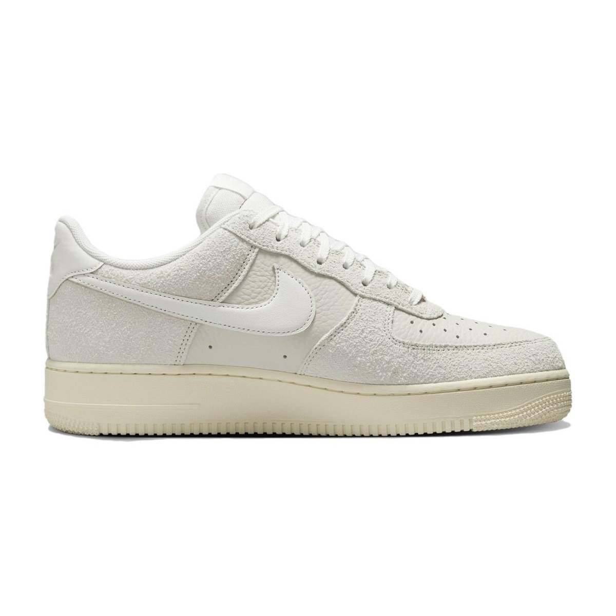Nike Air Force 1 '07 LX Beige