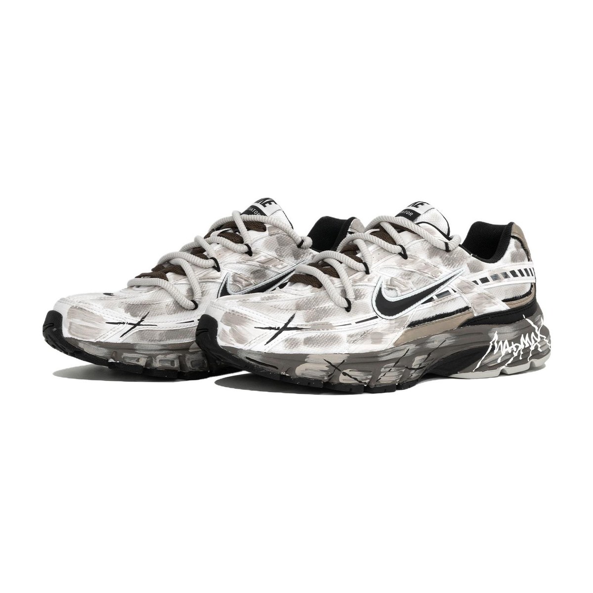 Nike Initiator